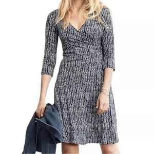 Garnet Hill Brianna Surplice Soft Jersey Knit Faux Wrap Lined Dress Navy S